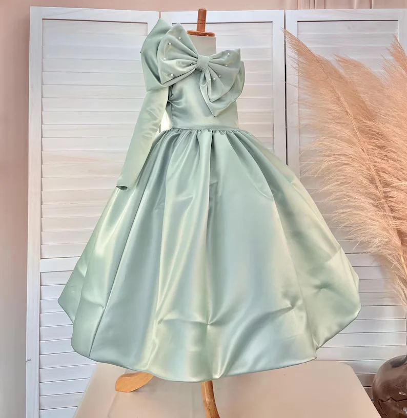 

Sage Green Satin Flower Girl Dress For Wedding One Shoulder Pearls Bow Elegant Princess First Communion Formal Events Gown