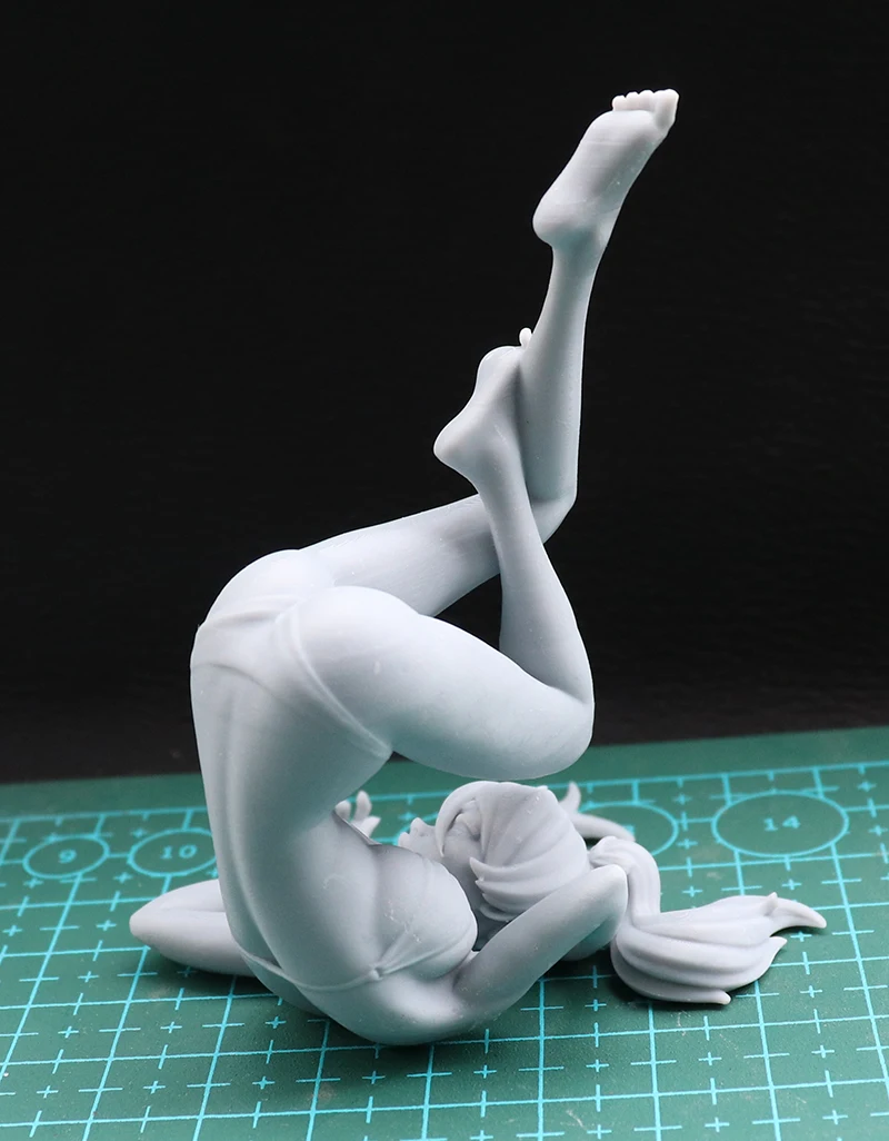 

80mm Resin Model Kits Yoga Girl Figure Sculpture Unpainted No Color RW-628