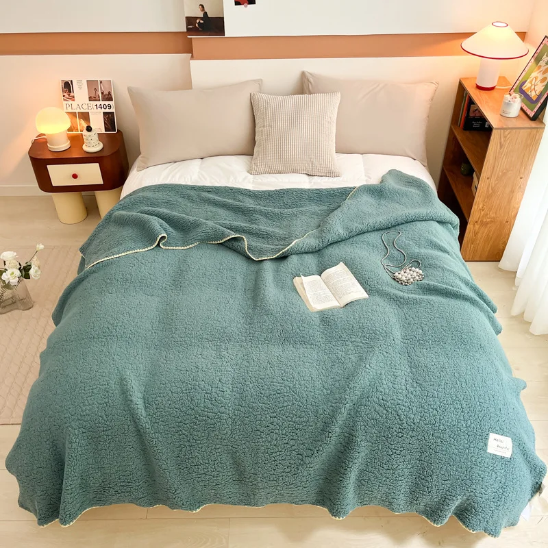 Class A bubble fleece blanket double-sided solid color lamb wool blanket nap cover blanket thickened in autumn and winter