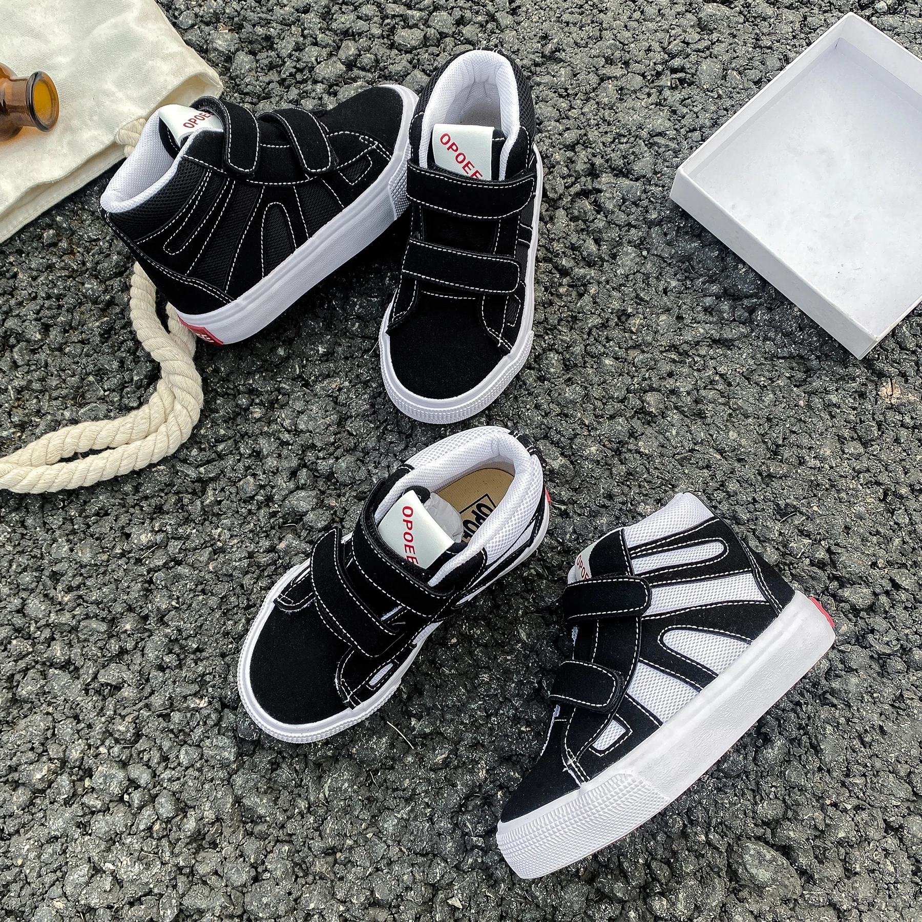 1161 1167 Fashionable board shoes, breathable cloth shoes, high top children's solid color canvas shoes, boys and girls