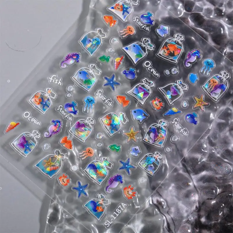 Borsa di plastica lucida per pesci rossi Cavallucci marini Estate Medusa Stella marina Conchiglia Koi Bolla d'acqua Stella Carpa Adesivi per nail art Decalcomanie