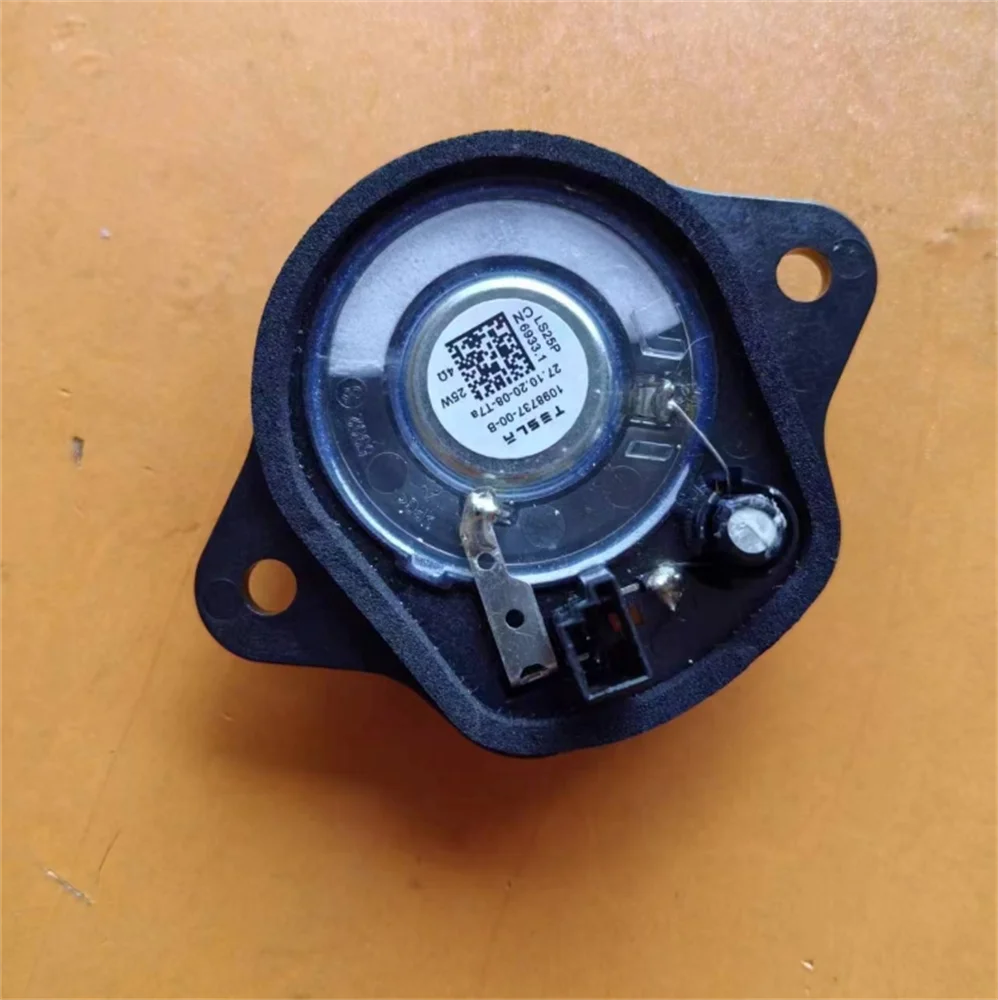 Applicable to Tesla Model 3 AWD 2019 RHD model Y instrument panel speaker tweeter 1098737-00-B