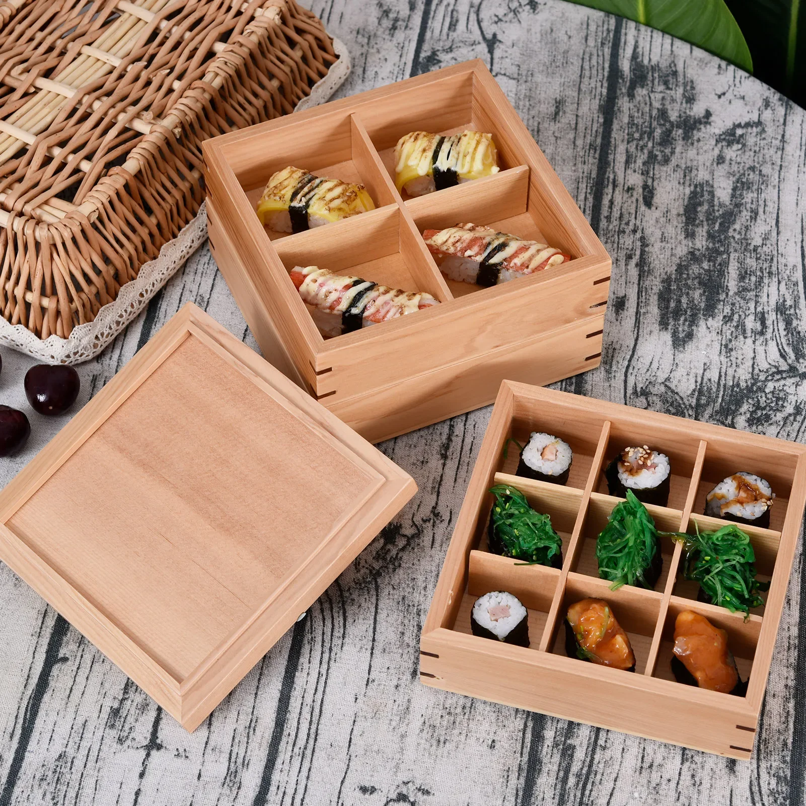 Wooden Bento Box Multi-grid Meal Lunch Box Gift Sushi Box Food Container Picnic Barbecue Lunch Container 도시락