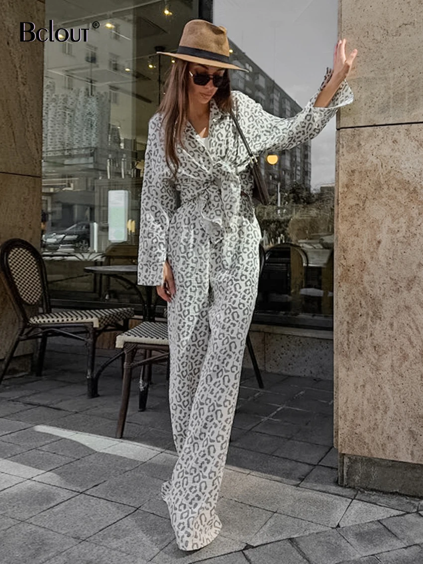 

Bclout Fashion Gray Cotton Leopard Long Pants Sets Womens 2 Pieces 2024 Summer Ruched Loose Blouses Casual Straight Pants Suits