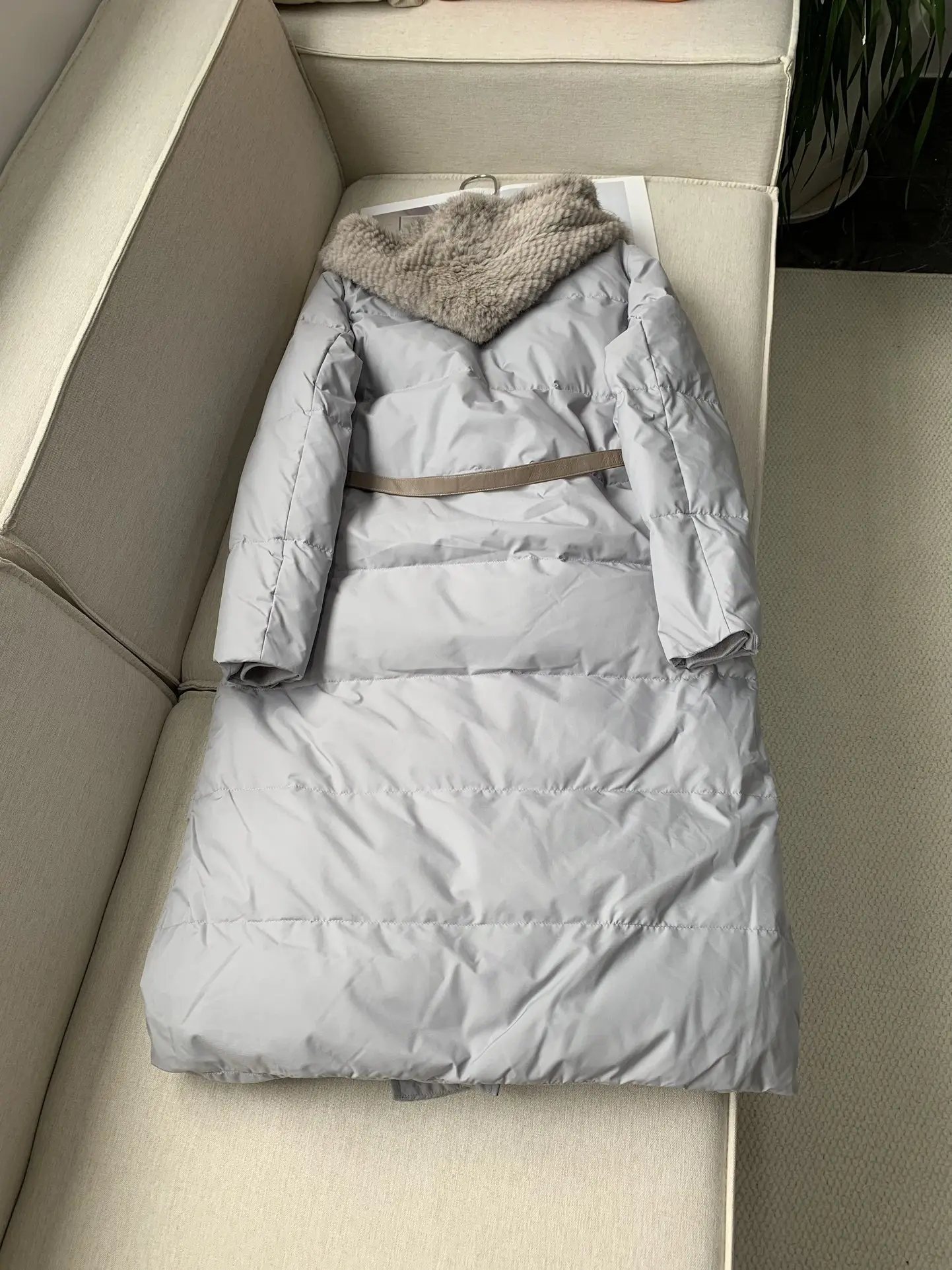 Autumn And Winter New Fashion Commuting High Quality Mink Hood Long Goose Down Jacket Women