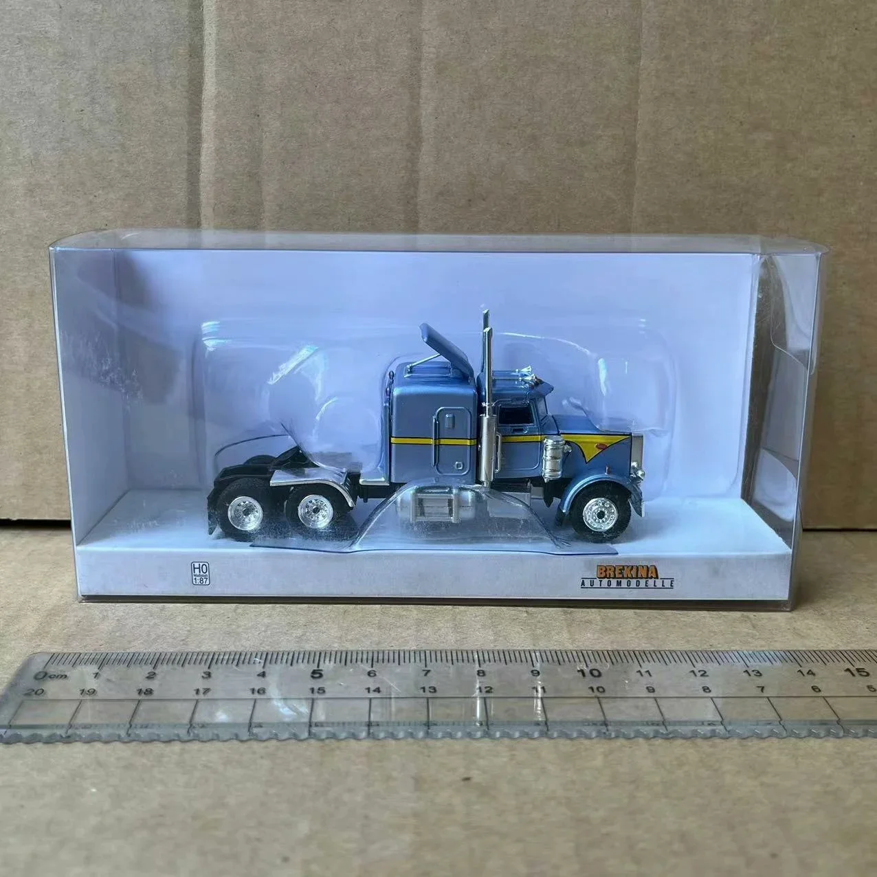 

1:87 HO Peterbilt 359 Truck Trailer Head Plastic Car Vehicle Model Toy Collectible