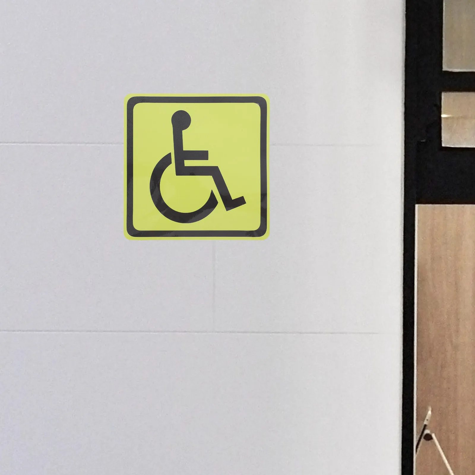 adesivos-de-simbolo-de-cadeira-de-rodas-para-deficientes-4-pecas-alta-visibilidade-sinais-de-seguranca-para-identificacao-interna-e-externa