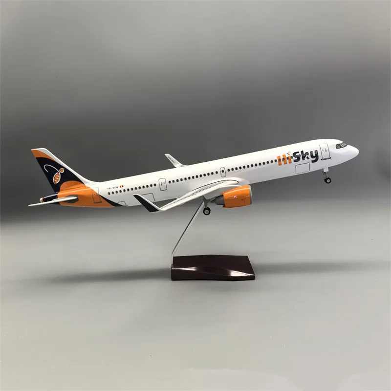 

44 см масштаб 1:100 модель Air HiSky Europe Airlines A321neo самолет со светодиодными колесами коллекция дисплей украшения подарки игрушки фанаты