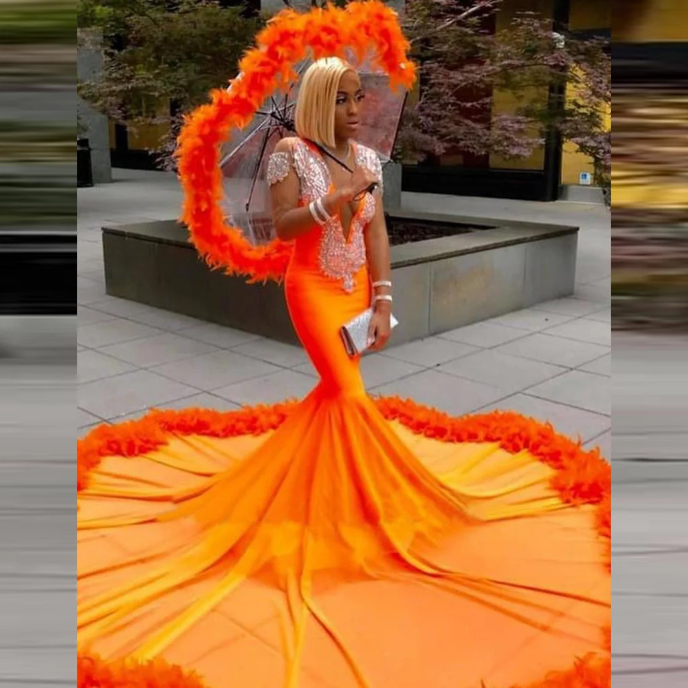 Robe de bal de forme sirène, col transparent, plumes, manches cape, perles, Orange, pour Photos