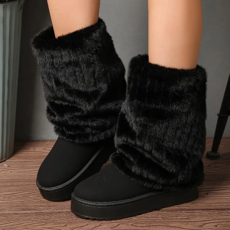 Sapatos de algodão fofos de sola grossa elegantes e versáteis para mulheres de inverno, novas botas de neve com alça de fivela 2025