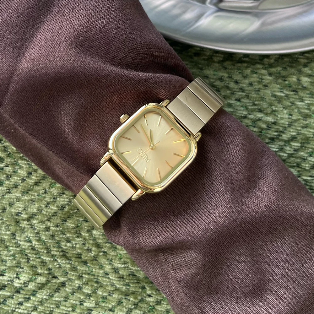 

Новые роскошные простые женские часы с ремешком из нержавеющей стали, кварцевые женские часы цвета: золотистый, серебряный, винтажные элегантные женские наручные часы
