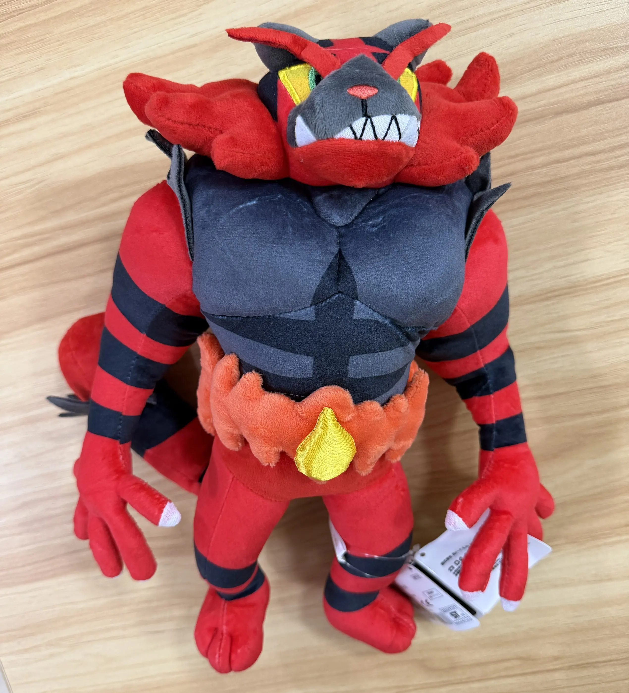 Incineroar bamse 34 cm