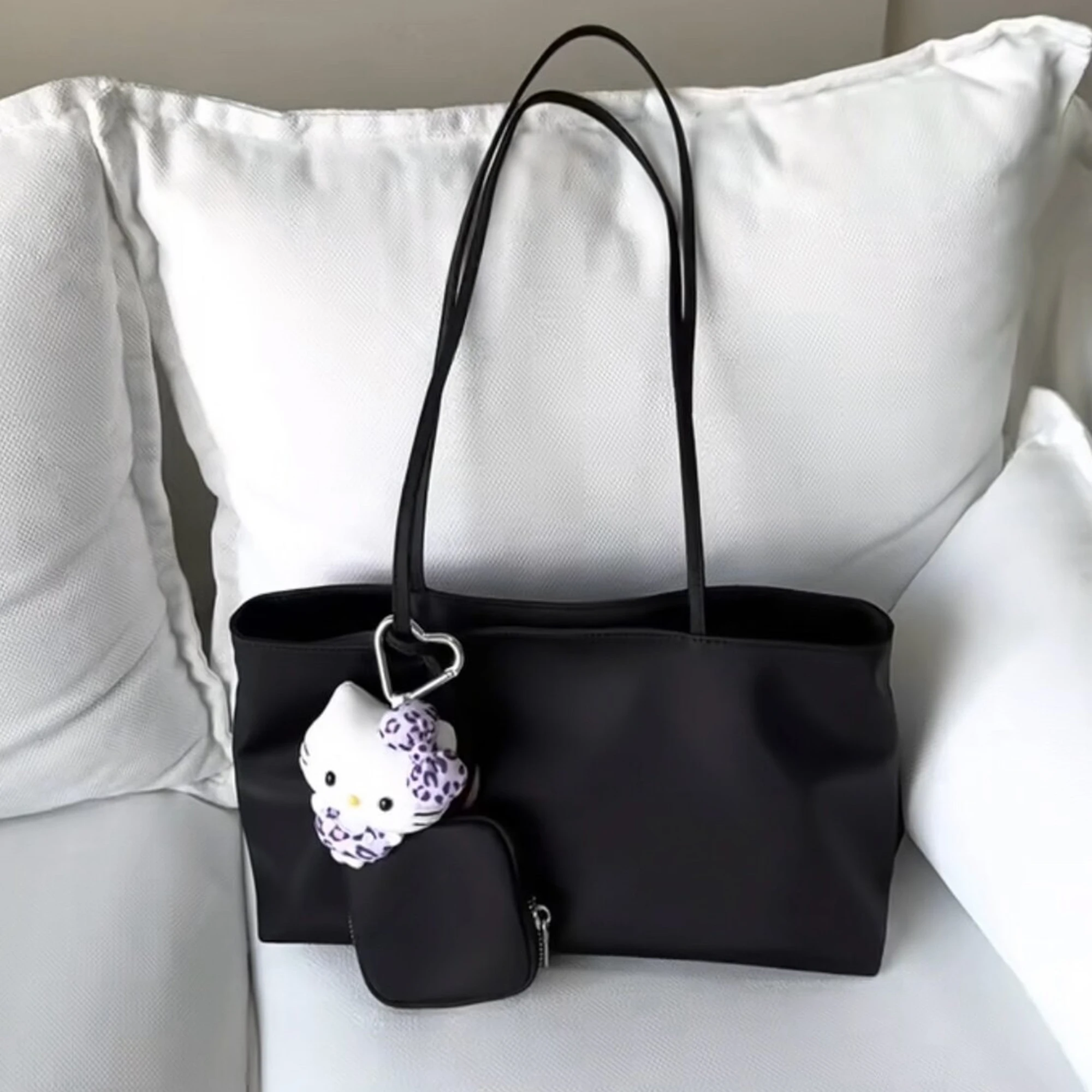 CKKUI Women's Nylon Bucket Handbag Fashion Lightweight Large Capacity Solid Color Soft Underarm Versatile Shoulder Bag Shopping