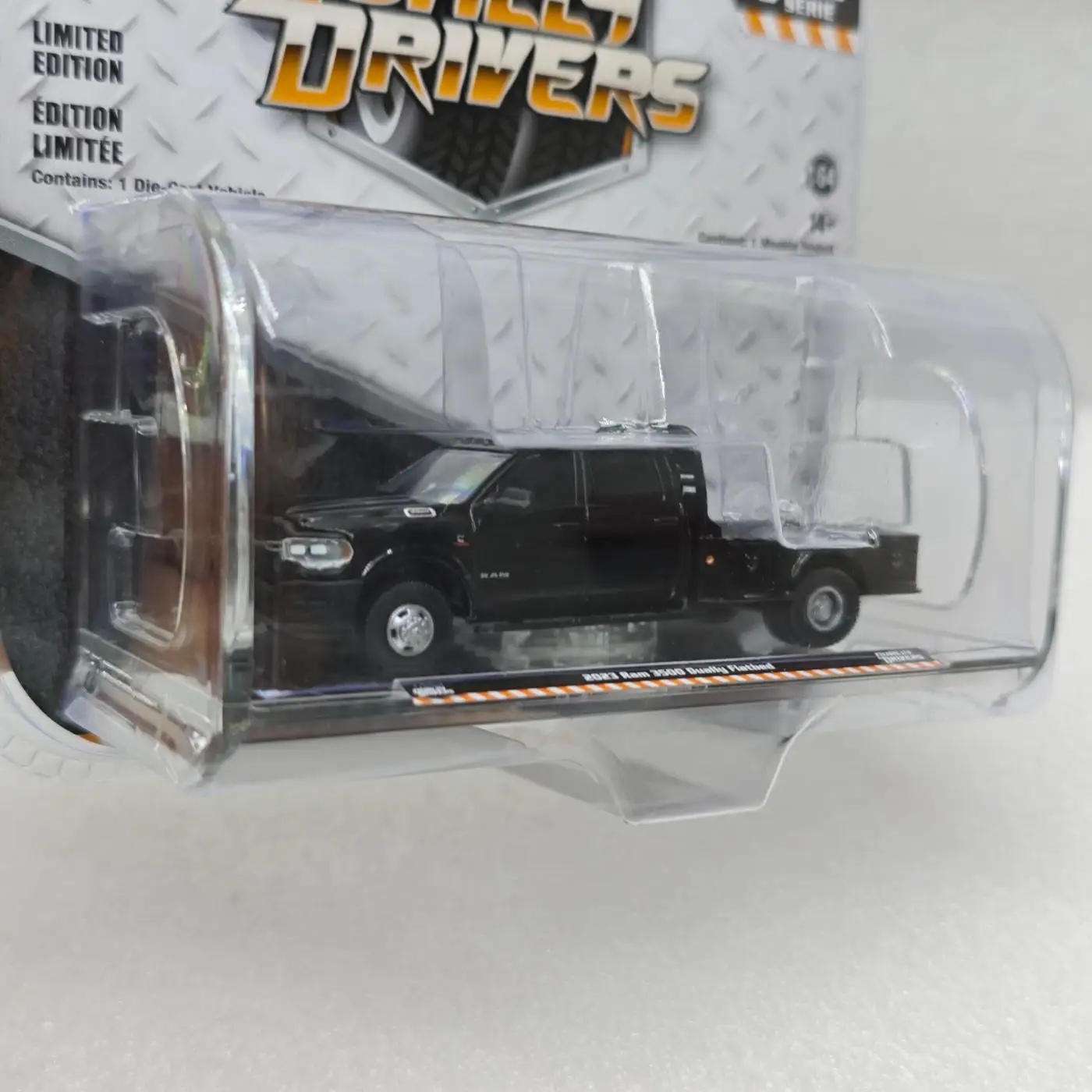 

GreenLight 1:64 2023, Ram 3500 Dually Flatbed 46160-F, имитация автомобиля, модель из металлического сплава, украшение, коллекция подарков
