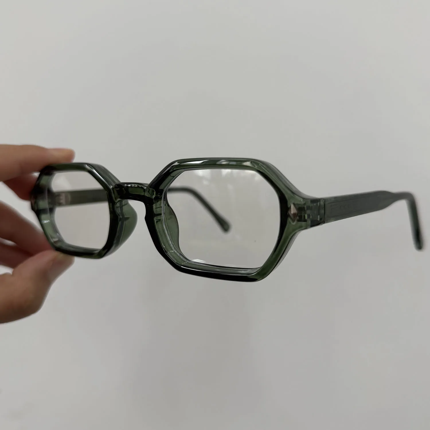 Klassieke klinknagel kleine frame vintage zeshoekige zonnebril dames voor heren mannelijke zonnebril luxe merkontwerper populaire punkzonnebril