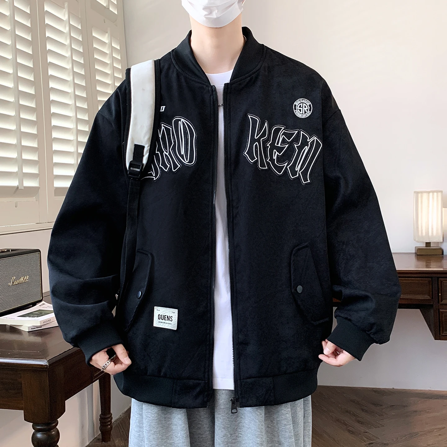 

Повседневная мужская куртка на весну и осень, новинка 2025, молодежный модный топ, открытый кардиган, пальто с бейсбольным воротником, свободная посадка на молнии