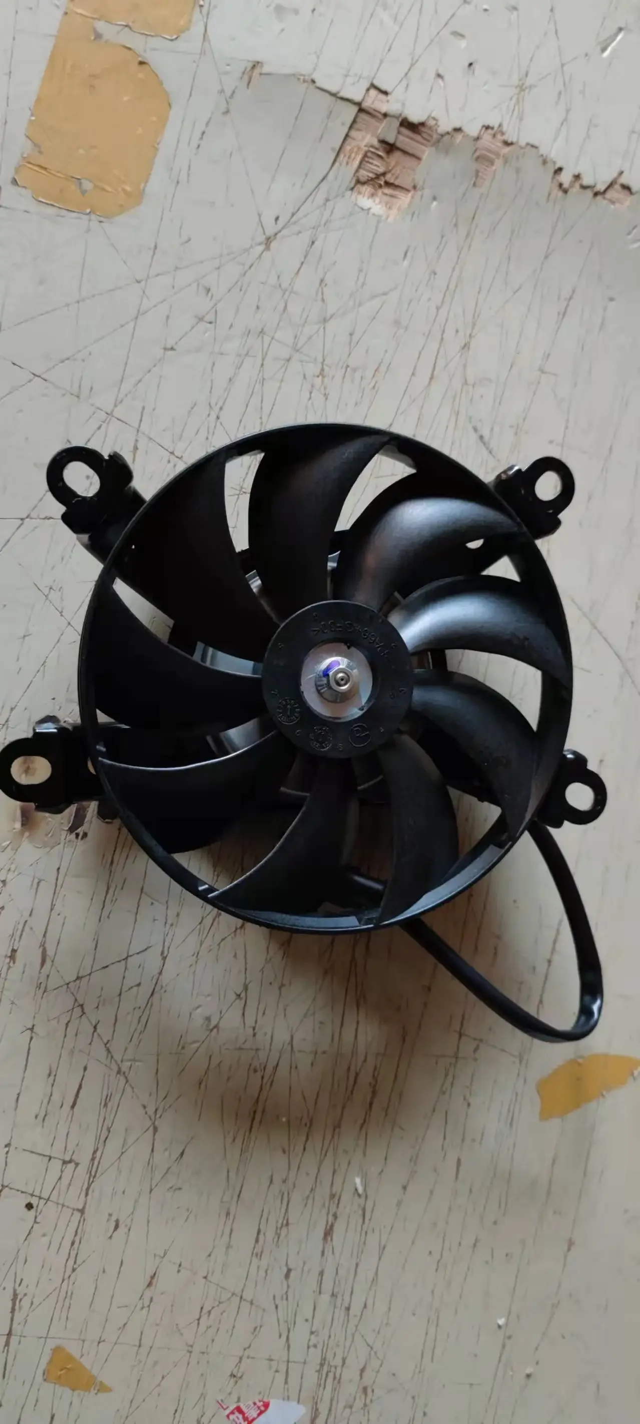 ベネリ BJ250-15/15A TNT250 オートバイ冷却ラジエーター水タンクファン