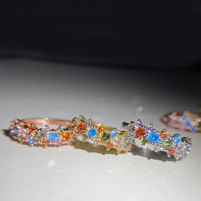 MDLFES Moiss1n Diamond Style Versa اليابانية الأصلية هي خاتم صيفي كبير بألوان قوس قزح وزركونيا مع نهاية مفتوحة