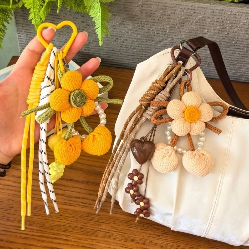 New Handmade Knitted Flower Bag Charm Pom Pom Cute Flower Shape Knitted Charm Polyester Backpack Decoration Handbag Accessory