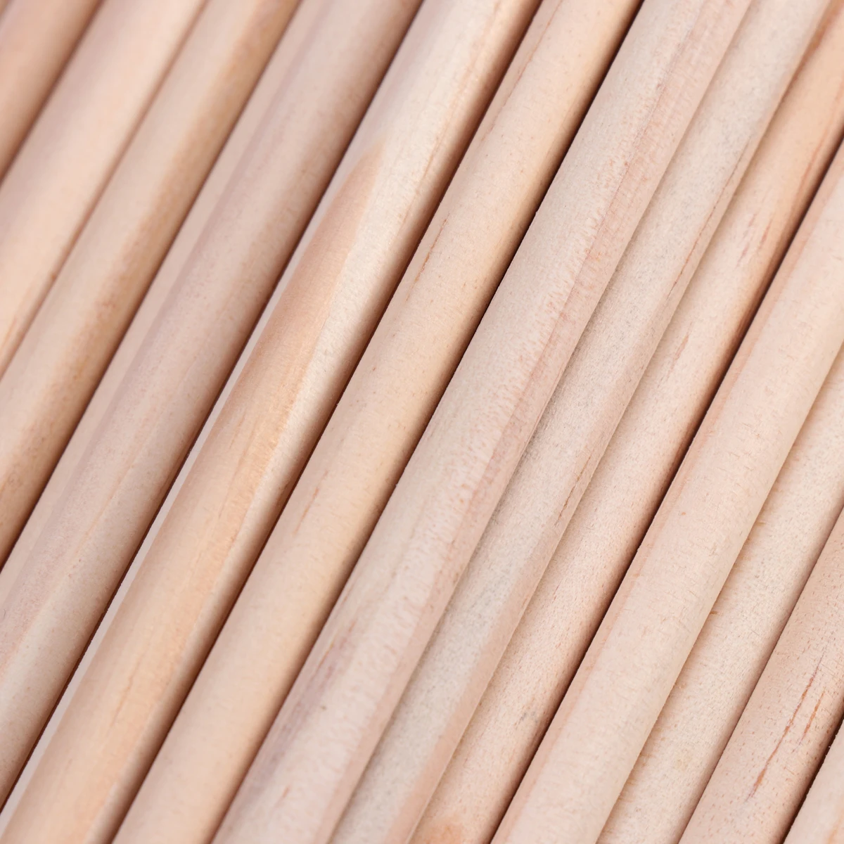 

100pcs Round Wood Rods Pine Dowel Sticks 15Cm 0.6Cm For Crafts Woodworking Diy Building Models Hobbyists Reusable