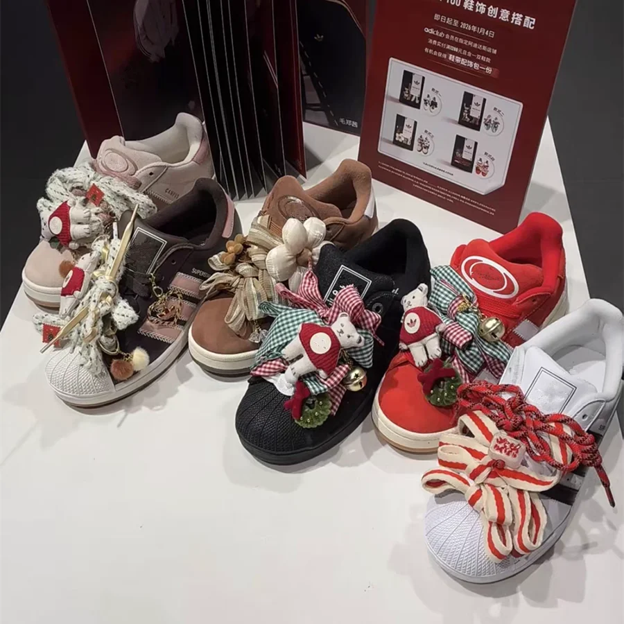 Beautiful DIY Fluffy Shoelaces Red Green Grid Laces Cream Puffs Shoes Flower Buckles For Sports Casual Sneakers Shoes Snow Boots