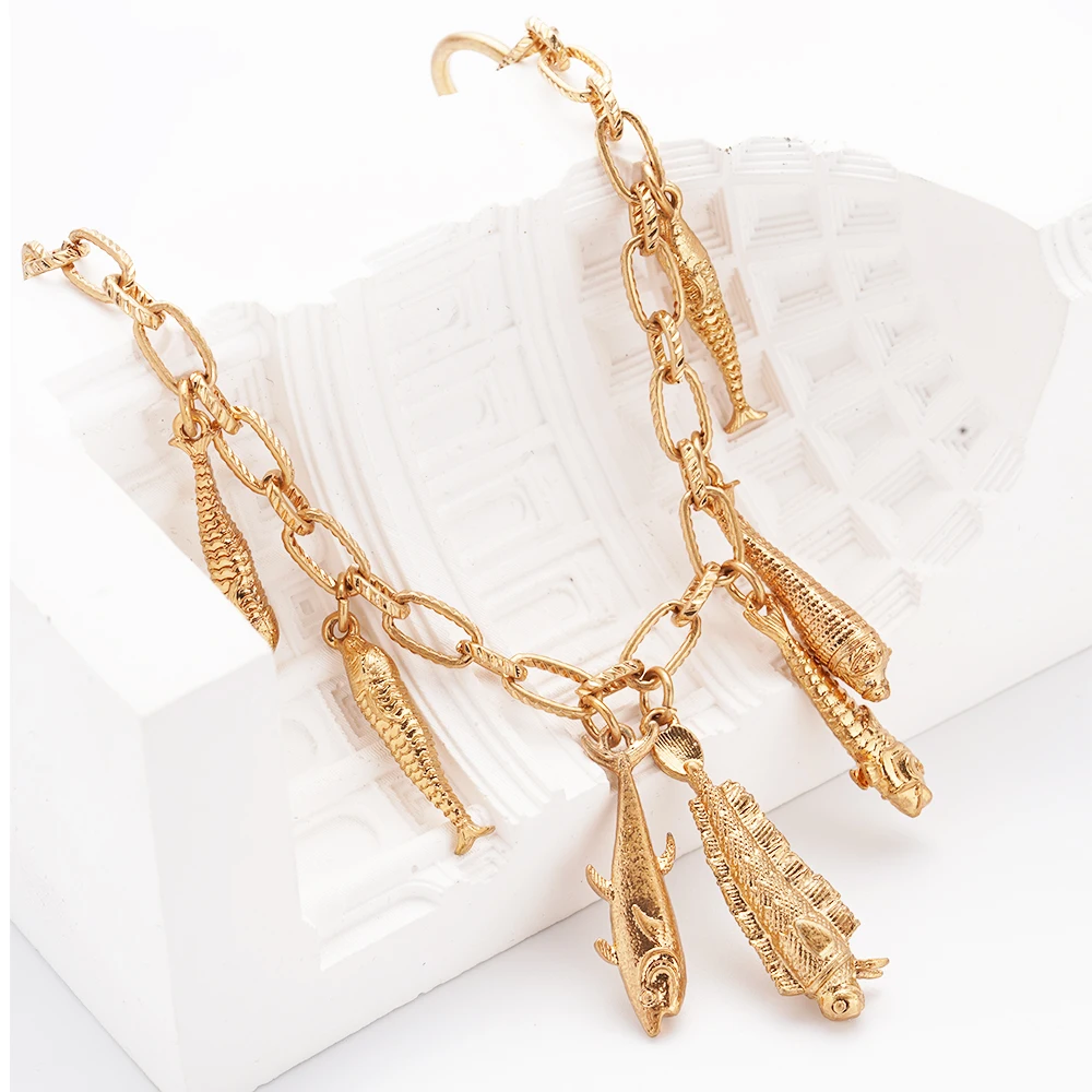 

Women Hand Chain Fishes Bracelet Heavy Metal Bangles for Men Luxury Golden Stainless Steel Jewellery Accessories Boho Gift