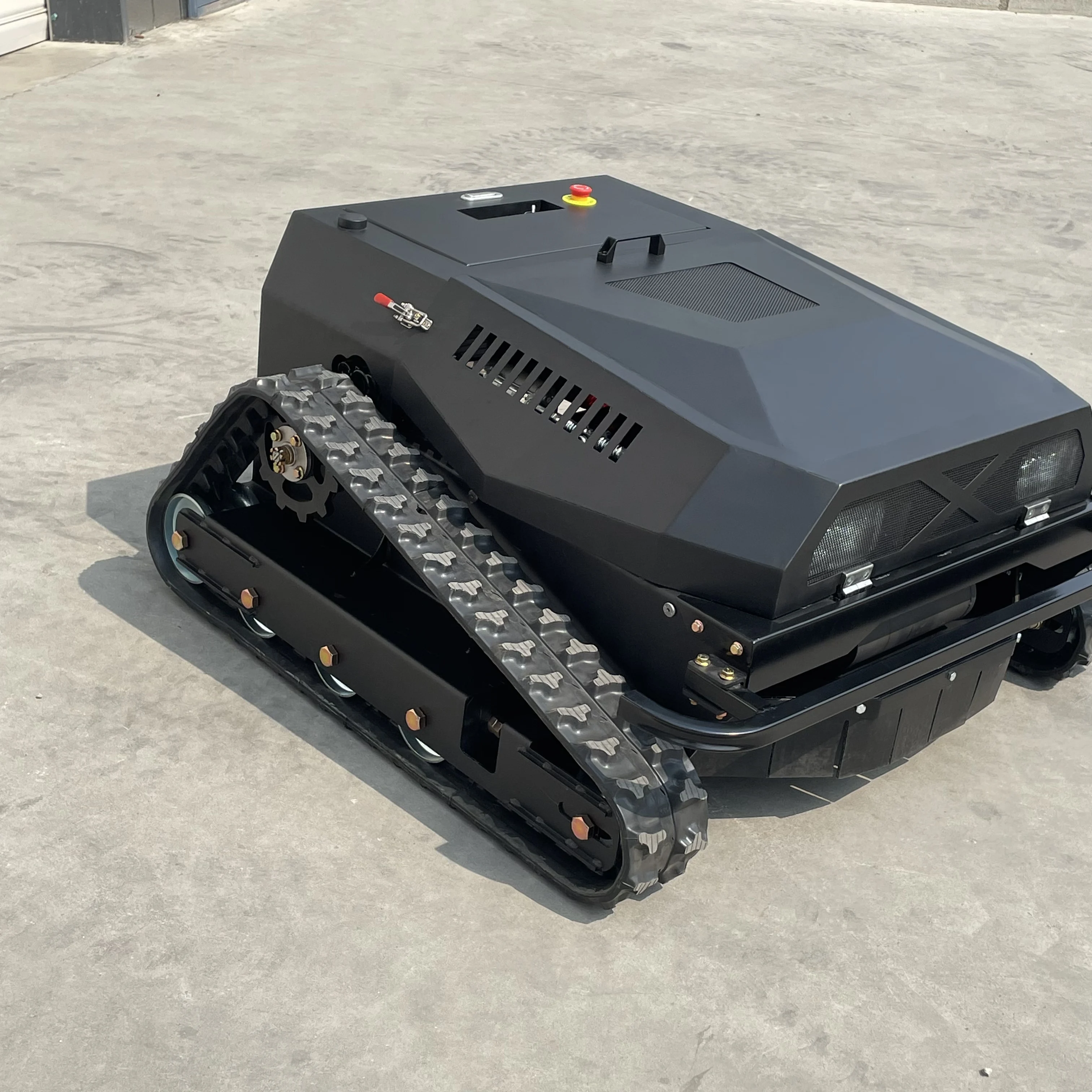 

ZNW-800X Remote Control Robotic Lawn Mower Dual Cylinder Engine All Terrain Crawler Automatic Grass Trimmer Steep Slope Weeding