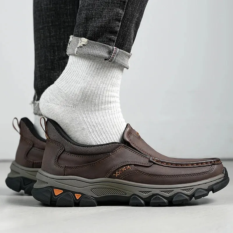 أحذية رجالي جودة عالية جلد البقر حذاء كاجوال كلاسيكي الانزلاق على المتسكعون عدم الانزلاق أكسفورد أحذية الرجال أحذية رياضية من الجلد الأخفاف