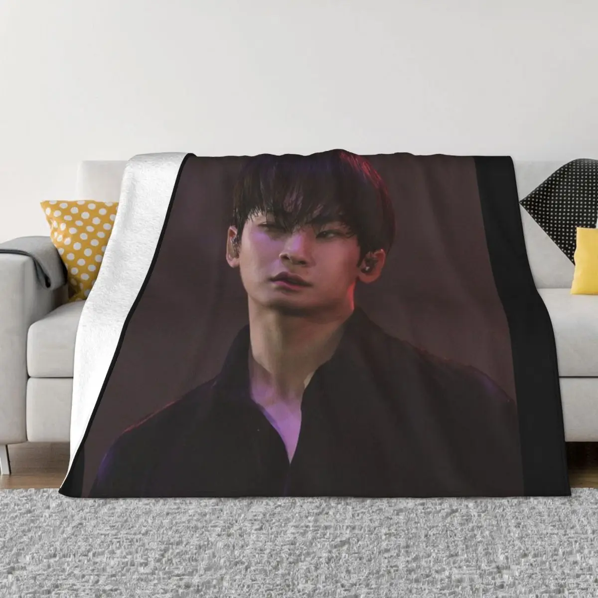 

Kim Mingyu - V6 Throw Blanket Softest Soft christmas gifts Sleeping Bag Blankets