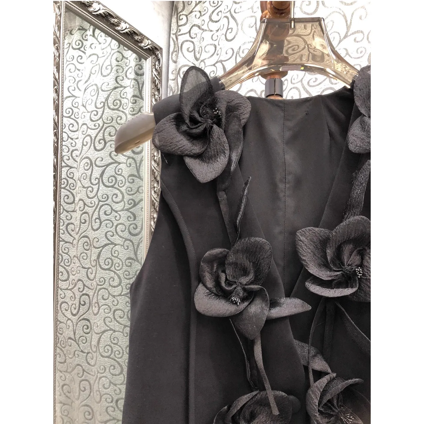 100%Cotton Long Dress 2025 Spring Women Turn-down Collar Beautiful Floral Prints Embroidery Long Sleeve Maxi Dress Black Apricot