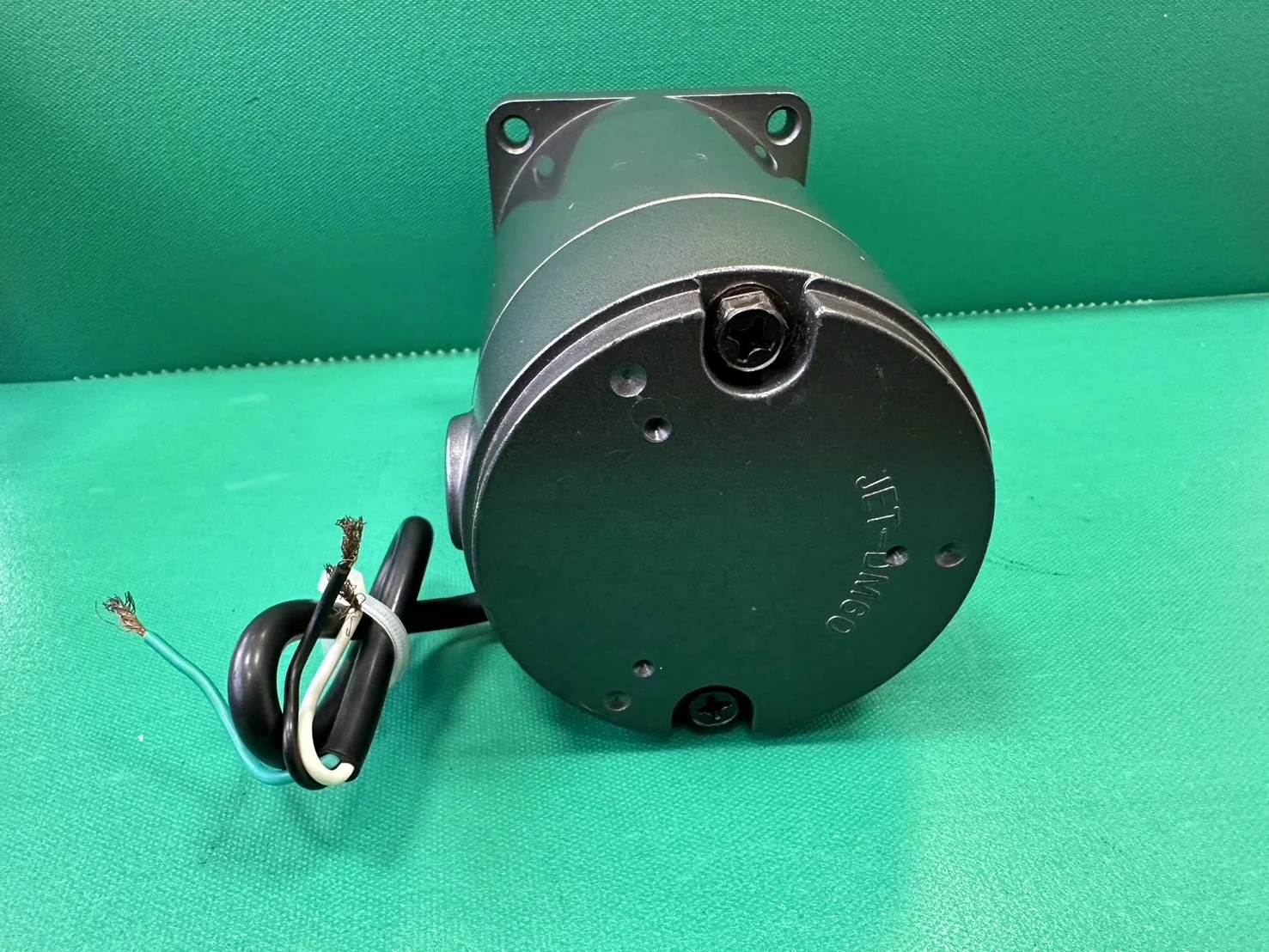 DM-6055 D.C. Permanent Magnet Motor  DC180V  2000/3200R 100/150W
