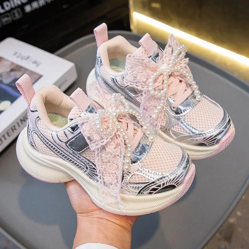 

2025 New Versatile Toddlers Causal Sports Shoes Lace Bowknot Girls Breathable Mesh Casual Soft Sole Sneakers Kids Running Shoes