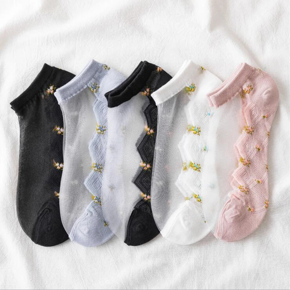 

5 Pairs/Lot Summer Short Sock Ultra-Thin Flower Glass Silk Fashion Ladies Socks Lace Boat Socks Low Transparent Invisible Socks
