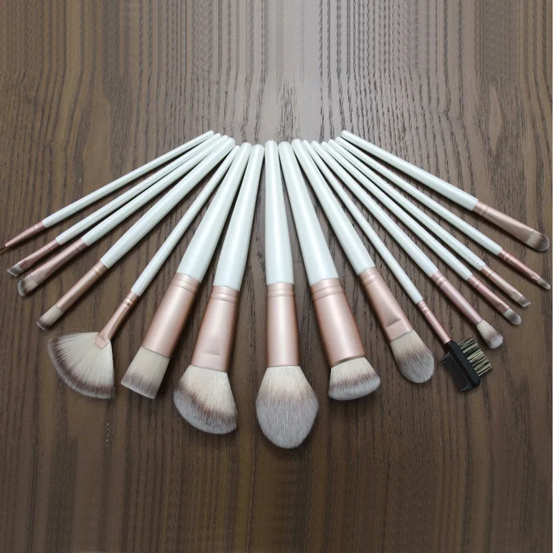 Ensemble de pinceaux de maquillage 16 pièces avec rainures, outils de maquillage et pinceaux de maquillage blanc cassé