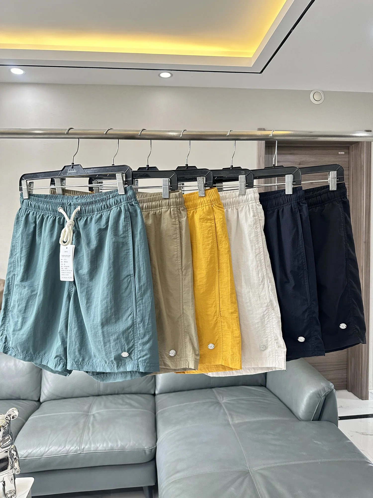 

Outdoor Waterproof Breathable Fabric Men's Sport Casual Comfortable Straight Leg Short Pants Five-Quarter Beach Pants