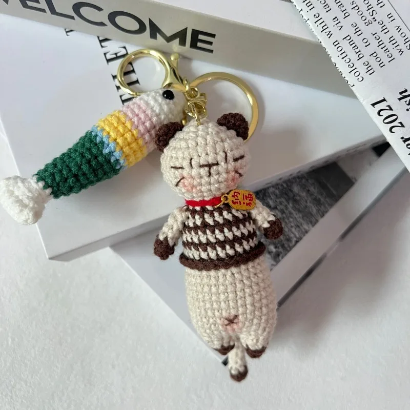 Niedlicher gehäkelter Katzenanhänger, kreativer gestrickter Katzen-Schlüsselanhänger, handgefertigter gewebter Tier-Schlüsselring, Rucksack-Deko-Geschenk – Detail 4
