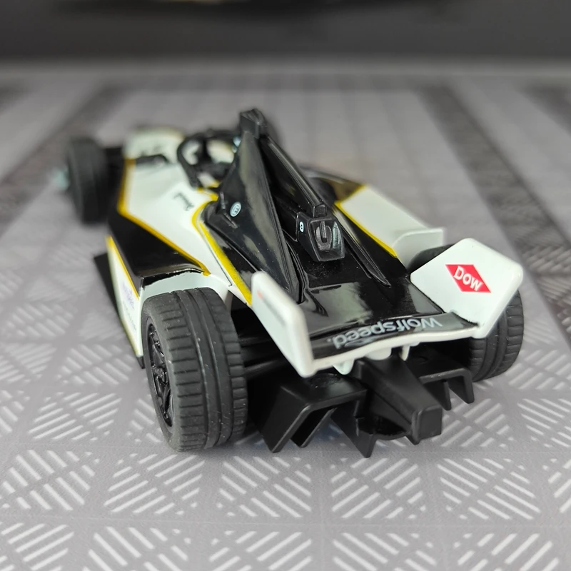 1: 32 Simulated Jaguar FE Racing # 9 Formula Rally Car Model Static Desktop Car Ornament Collection Gift