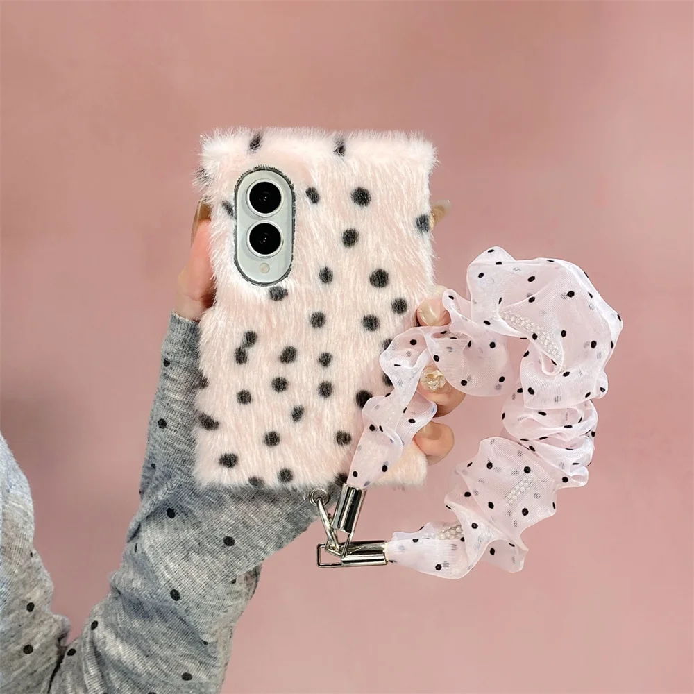 Vintage Polka Dot Plush Phone Case for Samsung Galaxy Z Fold 8 Ultra Lace Scrunchie Wrist Strap Protection Cover for Z Flip 8-3