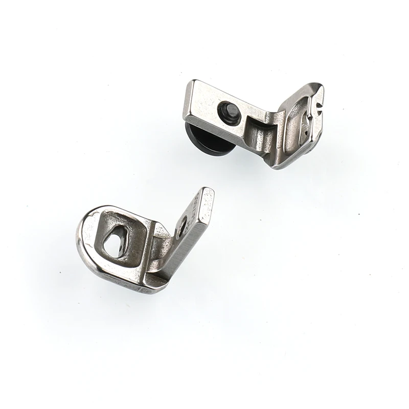 Industrial Sewing Machine Parts SA7065001 THROAT PLATE1.6 S37752001 For Electronic Eyelet Button Holer  Machine Brother 9820