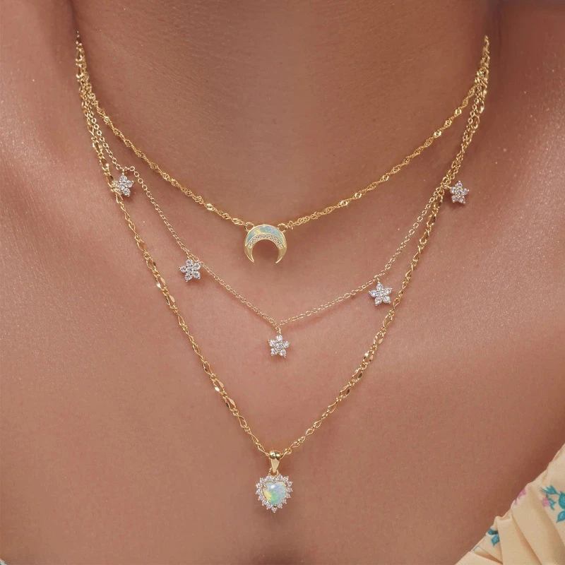 

Exquisite Multilayer Pendant Necklace For Women Moonstone Heart Shell Moon Rhinestone Flower Clavicle Chain Choker Jewelry