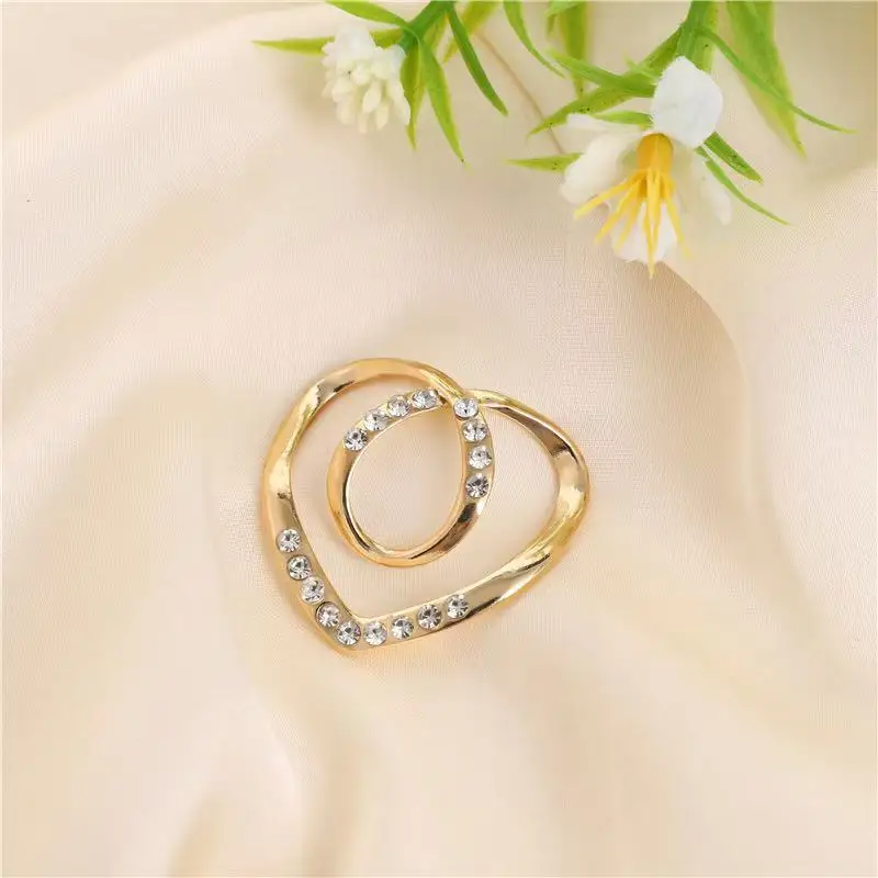 المرأة بروش هندسي الملابس الزاوية عقدة زر حلقة قميص هيم تي شيرت وشاح باك الملابس اكسسوارات الديكور