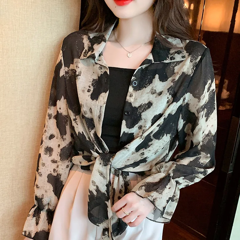 Summer Women Chiffon Shawl Vintage Printed Prevented Bask Clothes Female Thin Cape Long Flare Sleeve Leopard Shirts Wholesale