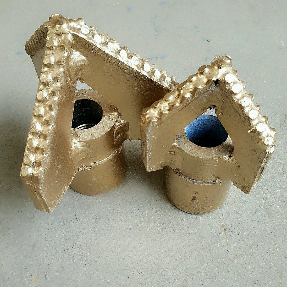 %i。Diamond composite piece geological exploration three-wing scraper composite piece drill bit well drilling drill bit#`