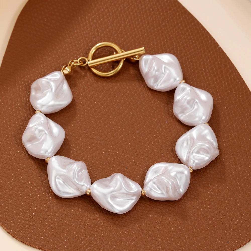 New In Simple Creative Design Classic Retro Pearl Bracelet Female Sweet Love Pearl Sense Bracelet Jewelry Pulseras En Pareja