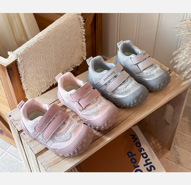 Mädchen Freizeit-Sportschuhe mit doppeltem Klettverschluss, Kinder-Tennisschuhe mit Zehenkappe, rutschfest, 2026 Brandneue Kinder-Modeschuhe, weich – Detail 2