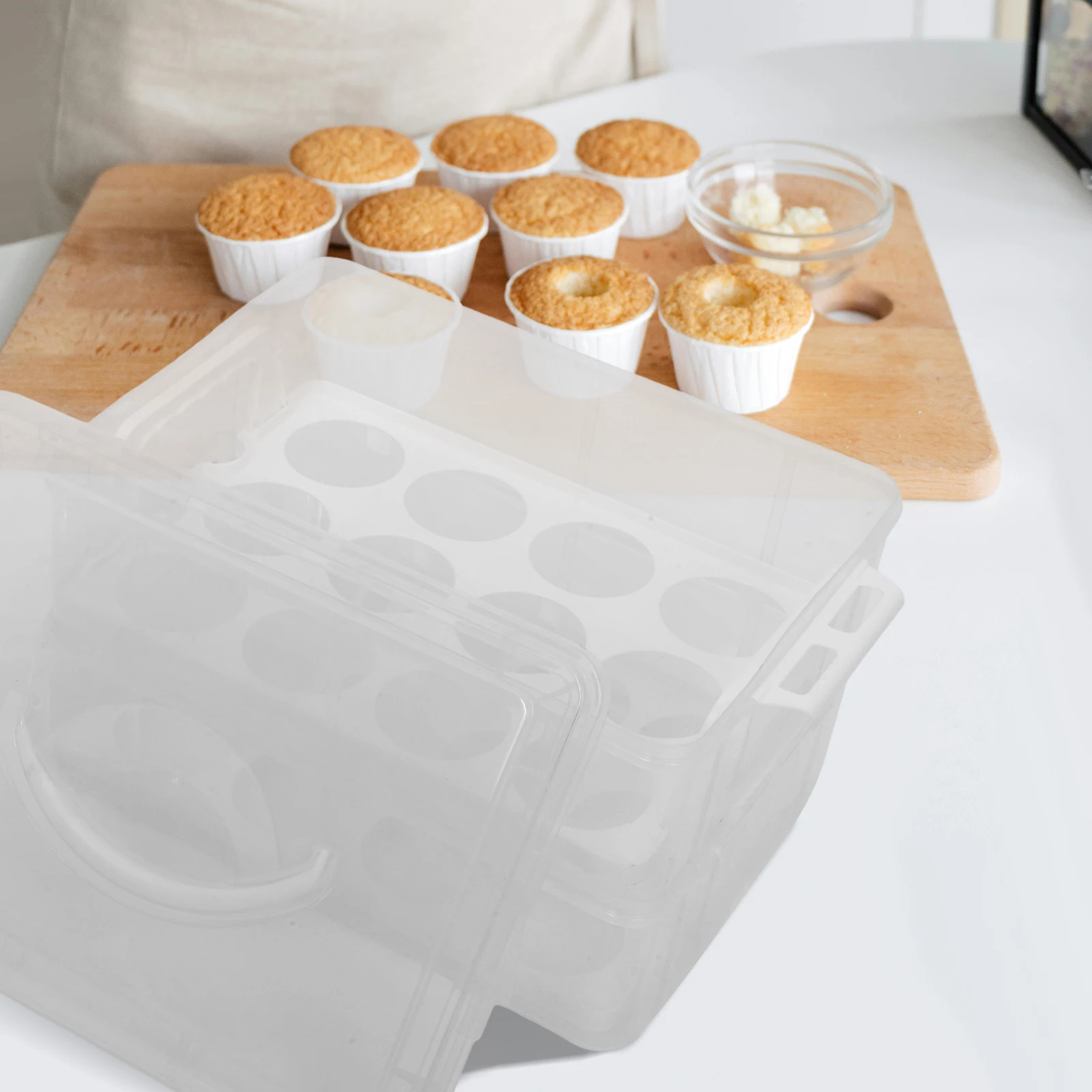 

Cake Packing Box Clear Lids Containers Airtight Transport Carrier Reusable Decorative Baking Box Packaging Trendy Color Crafted