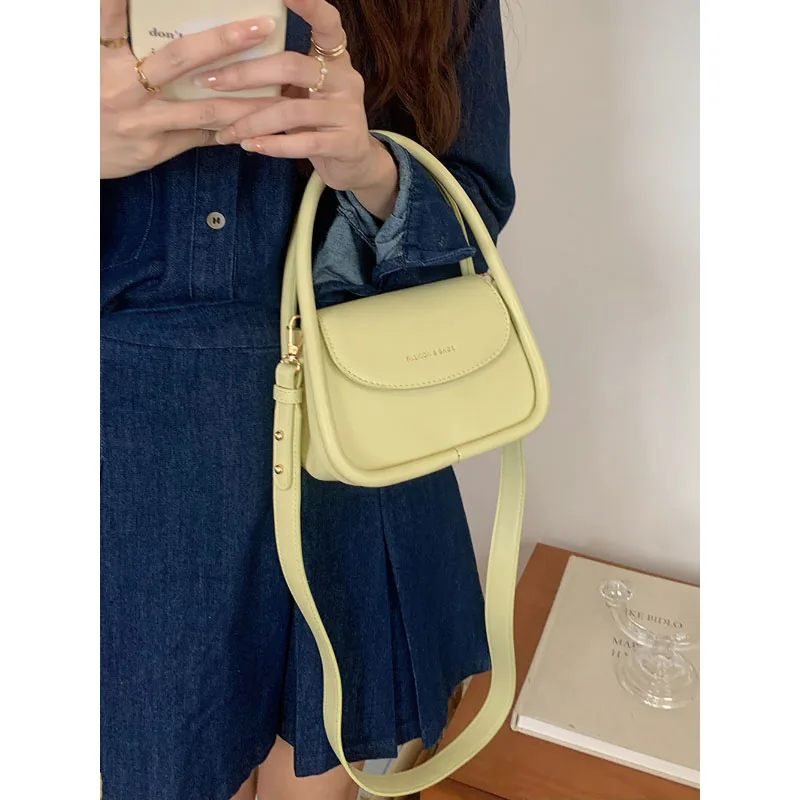 Mini Texture Red Handbag Korean Version Simple Wind Square Crossbody Bag Women 2023 Autumn Winter New Fashion Pop Underarm Bag