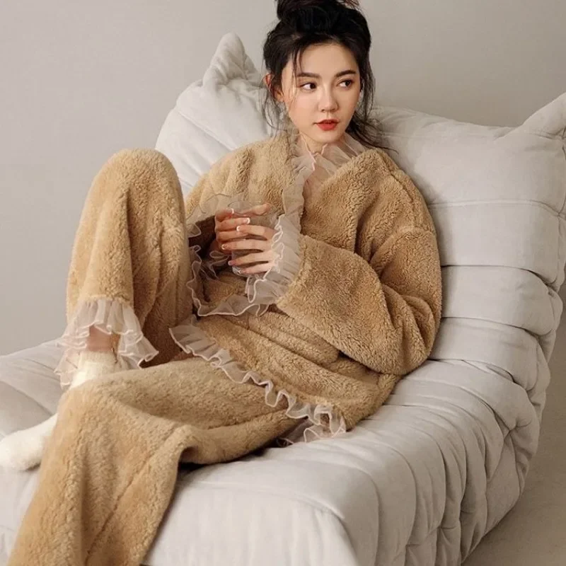 Wintertime Thickening Type Coral Fleece Pajamas Female Loose 150 Kg Lace Loungewear Tide Warmth Soft Fat Sister Extra Large Size