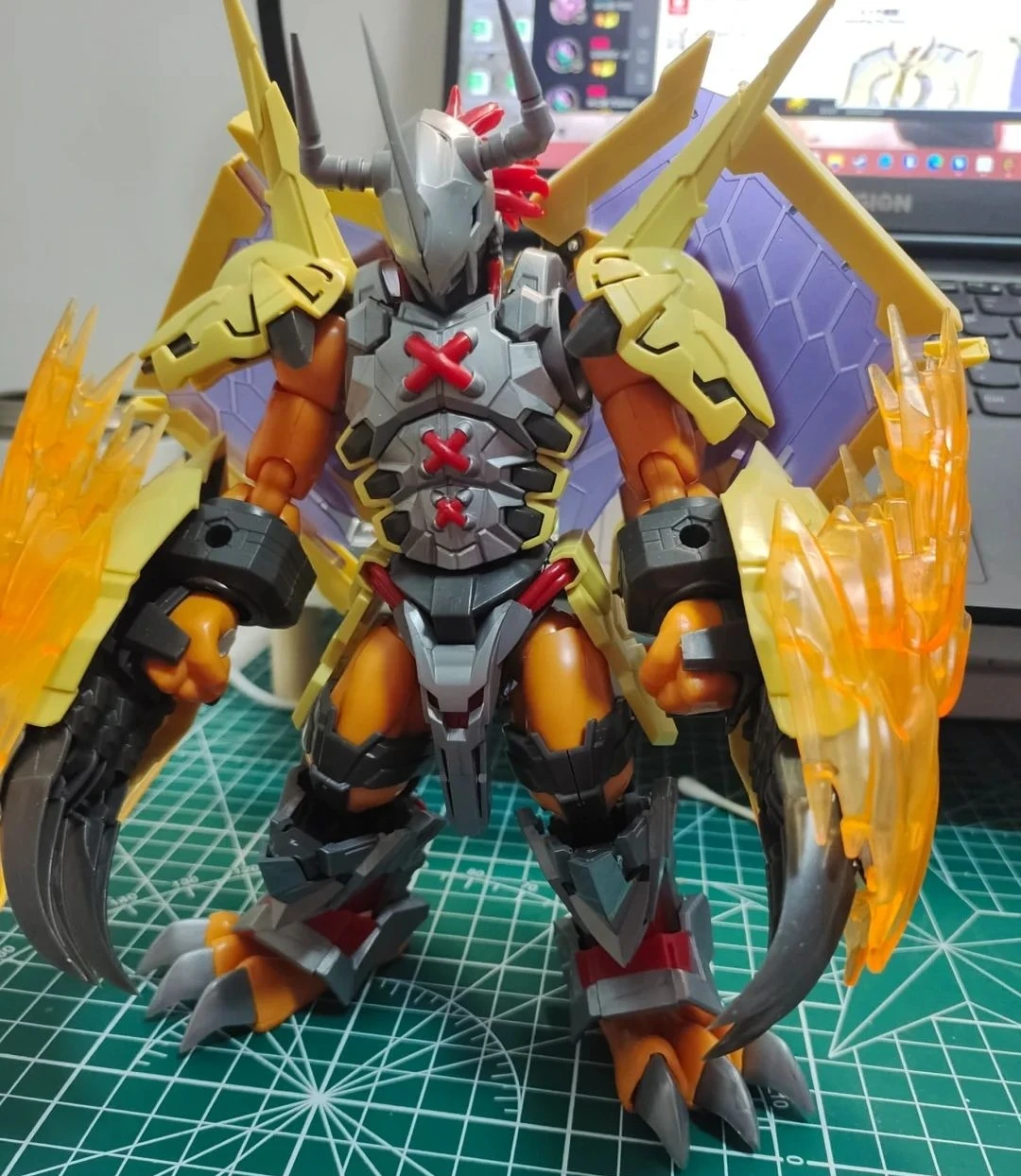 FRS WarGreymon verbeterde vers - Model Kit Omegamon recensie en prijs