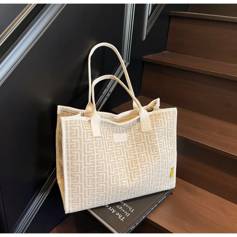 حقيبة كتف نسائية فاخرة راقية حقيبة كروس جلدية أنيقة حقيبة كلاسيكية مستوحاة من المصمم الكلاسيكي #2